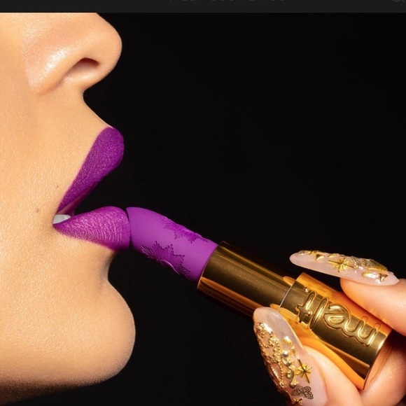 Melt Cosmetics Amor y Mariposas Lipstick, recuerdos, NEW - Picture 2 of 7